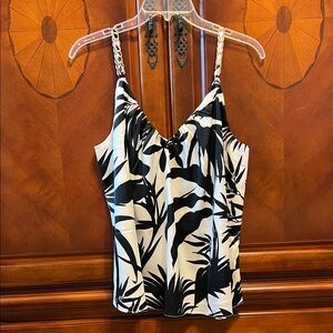 NWT. INC Black/White Floral Camisole with Chain Straps and Fully Lined